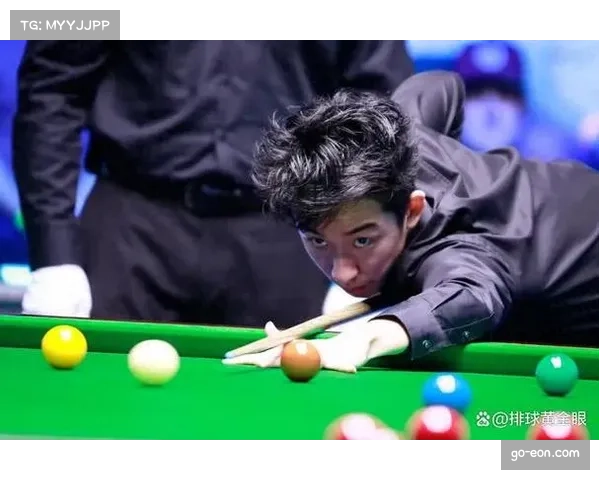 吴宜泽对阵霍金斯手感火热 全场六局均打出单杆50+