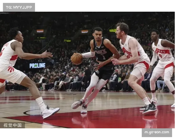 文班亚马高效27分10板4帽 但马刺防守效率联盟下游存体系隐忧